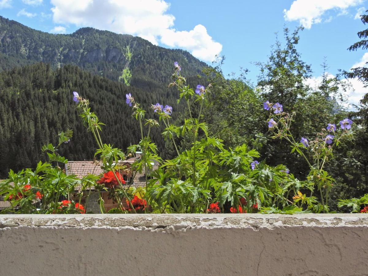 La Picola Cesa De Sen Nicolo Appartement Mazzin Buitenkant foto